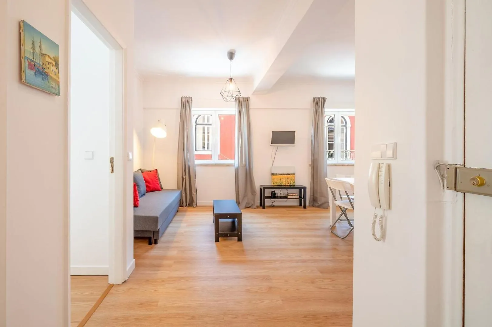 Guestready - Blooming Delight Pres Du Centre Apartment Lisbon 0*,  Portugal